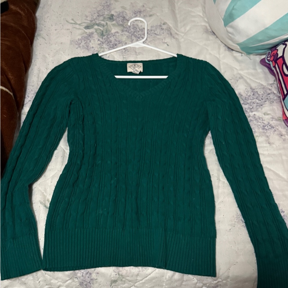 St. John's Bay Women's Green V-Neck Sweater